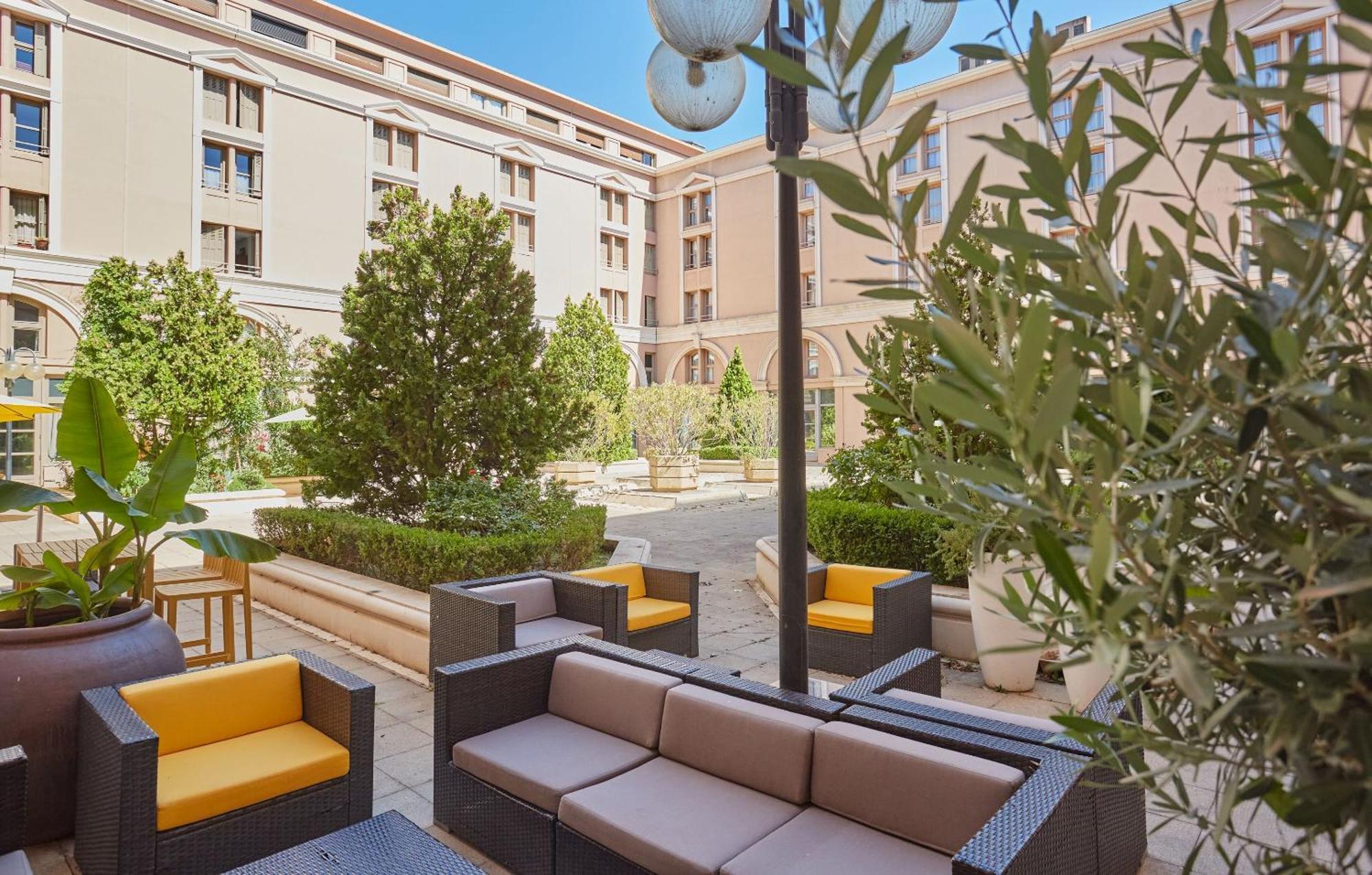 Appart Hotel Odalys City Aix En Provence L'Atrium Aix-en-Provence Luaran gambar