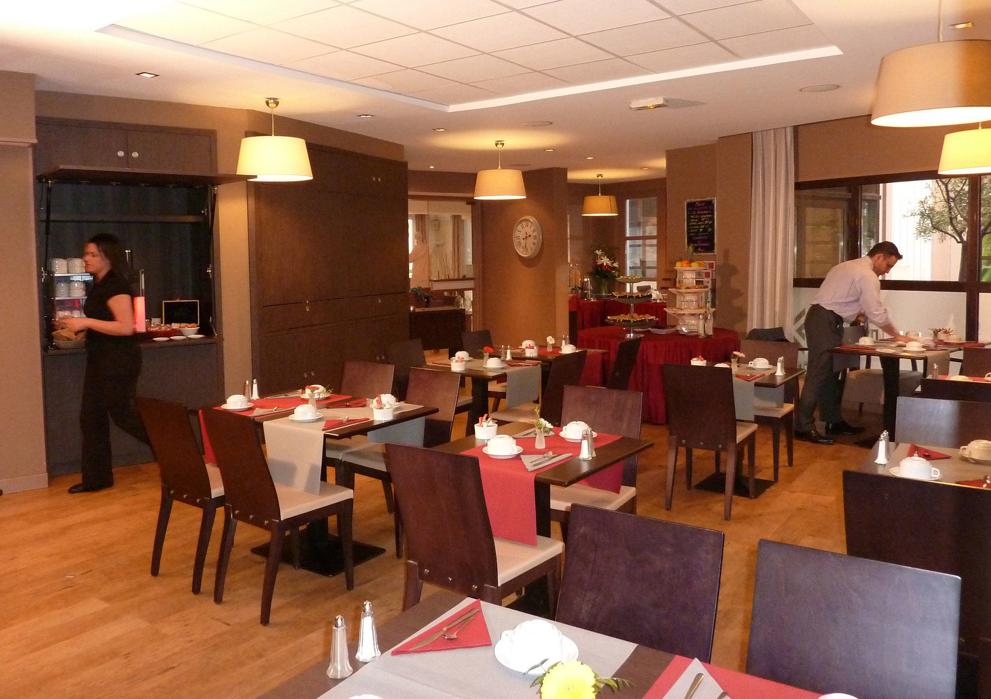 Appart Hotel Odalys City Aix En Provence L'Atrium Aix-en-Provence Restoran gambar