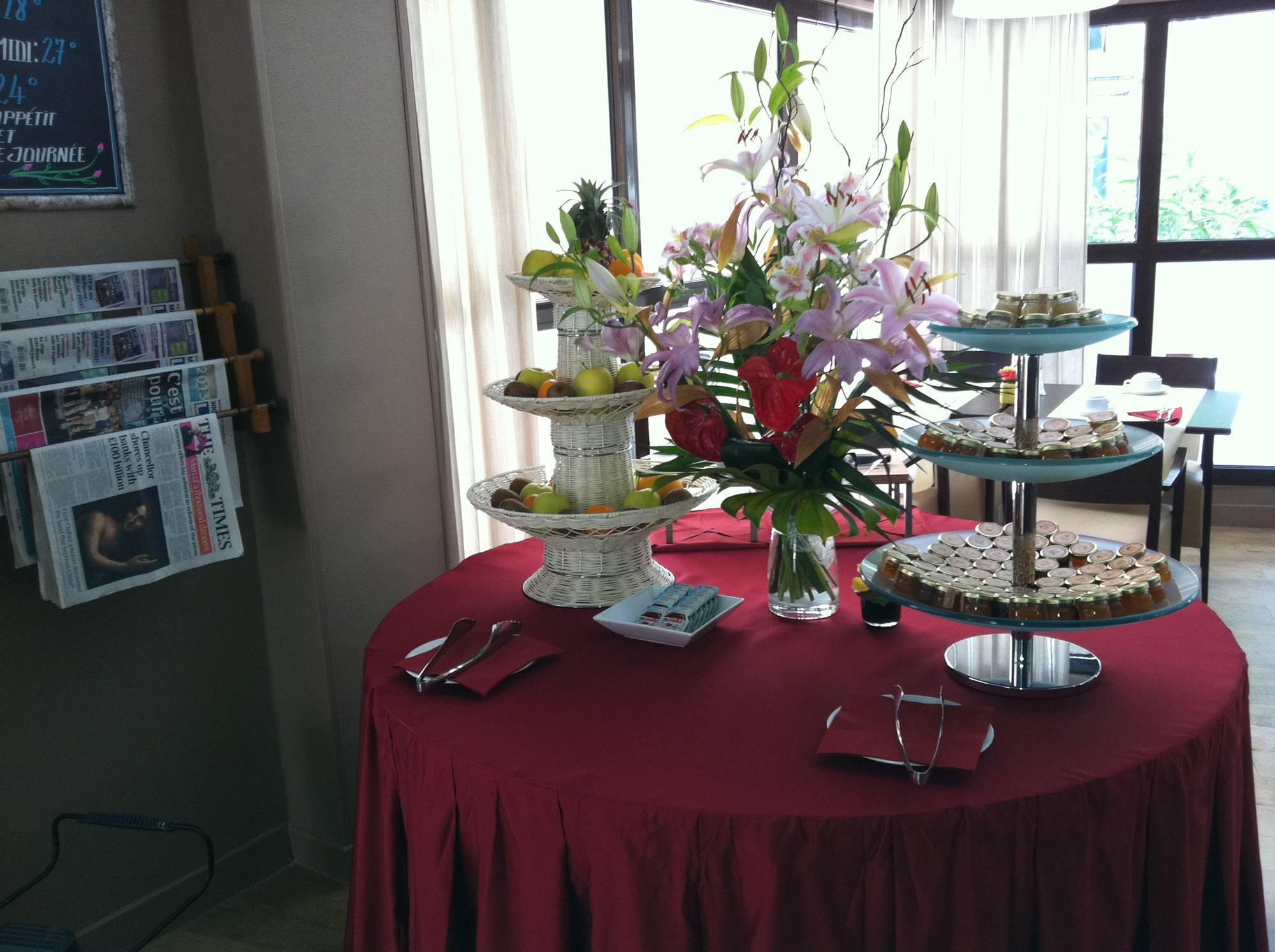 Appart Hotel Odalys City Aix En Provence L'Atrium Aix-en-Provence Restoran gambar